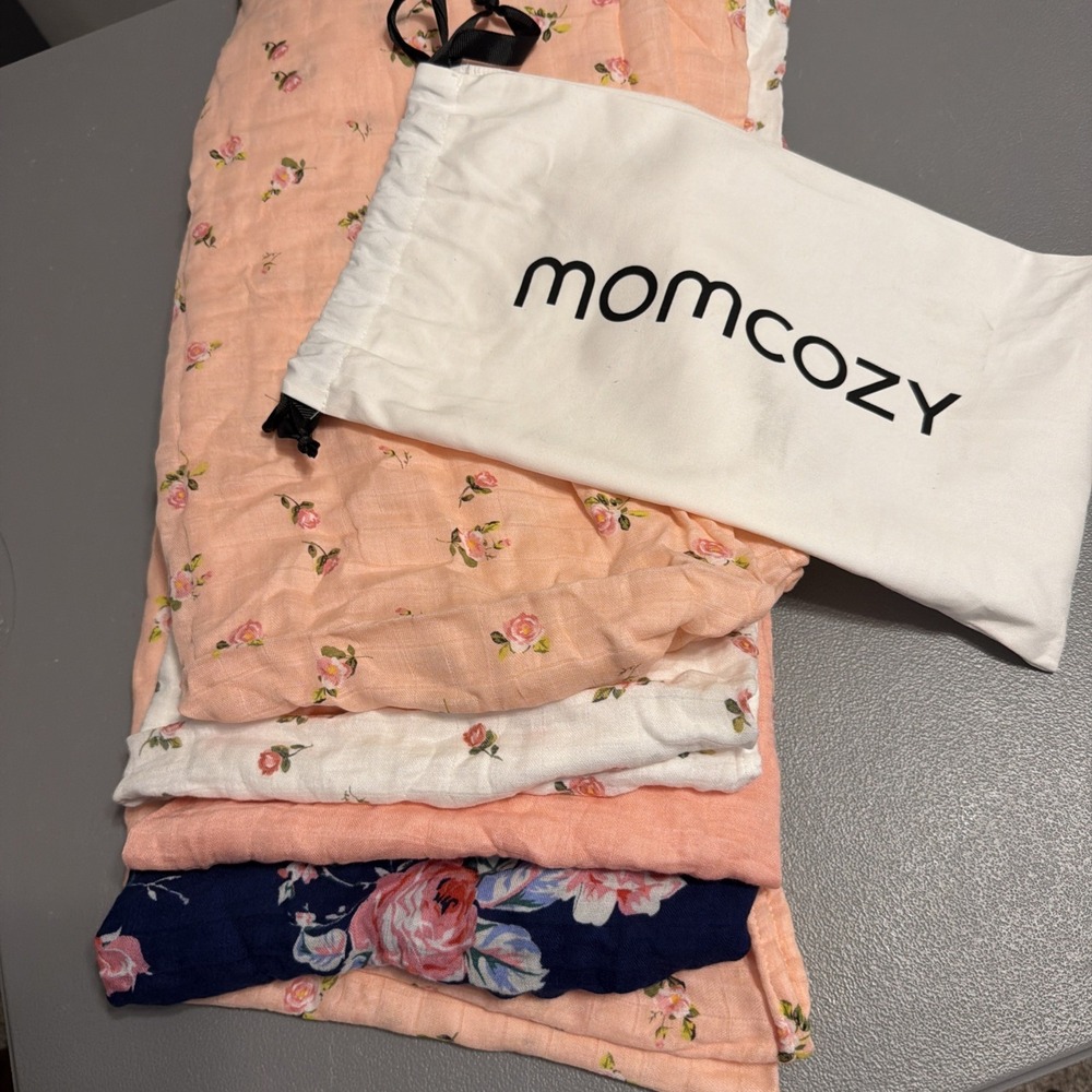 Momcozy Muslin 5 Swaddle Blankets And Bag Silky Baby Blankets 47 x 47 Soft